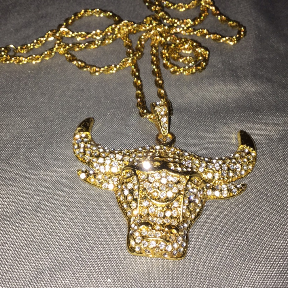 Gold Filled bull pendant necklace